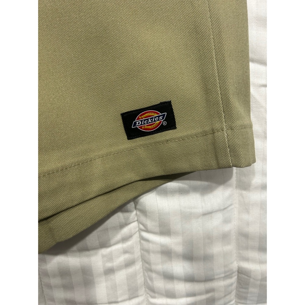 Dickies Twill Work Shorts Loose Fit 13" Inseam Multi-Use Pocket Size 44
(619) - Picture 2 of 6